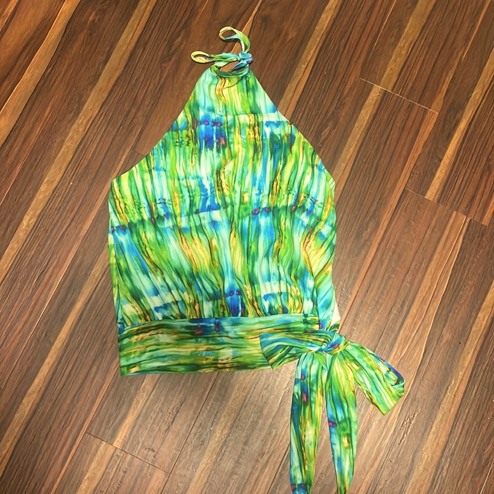 Sleeveless Halter Top